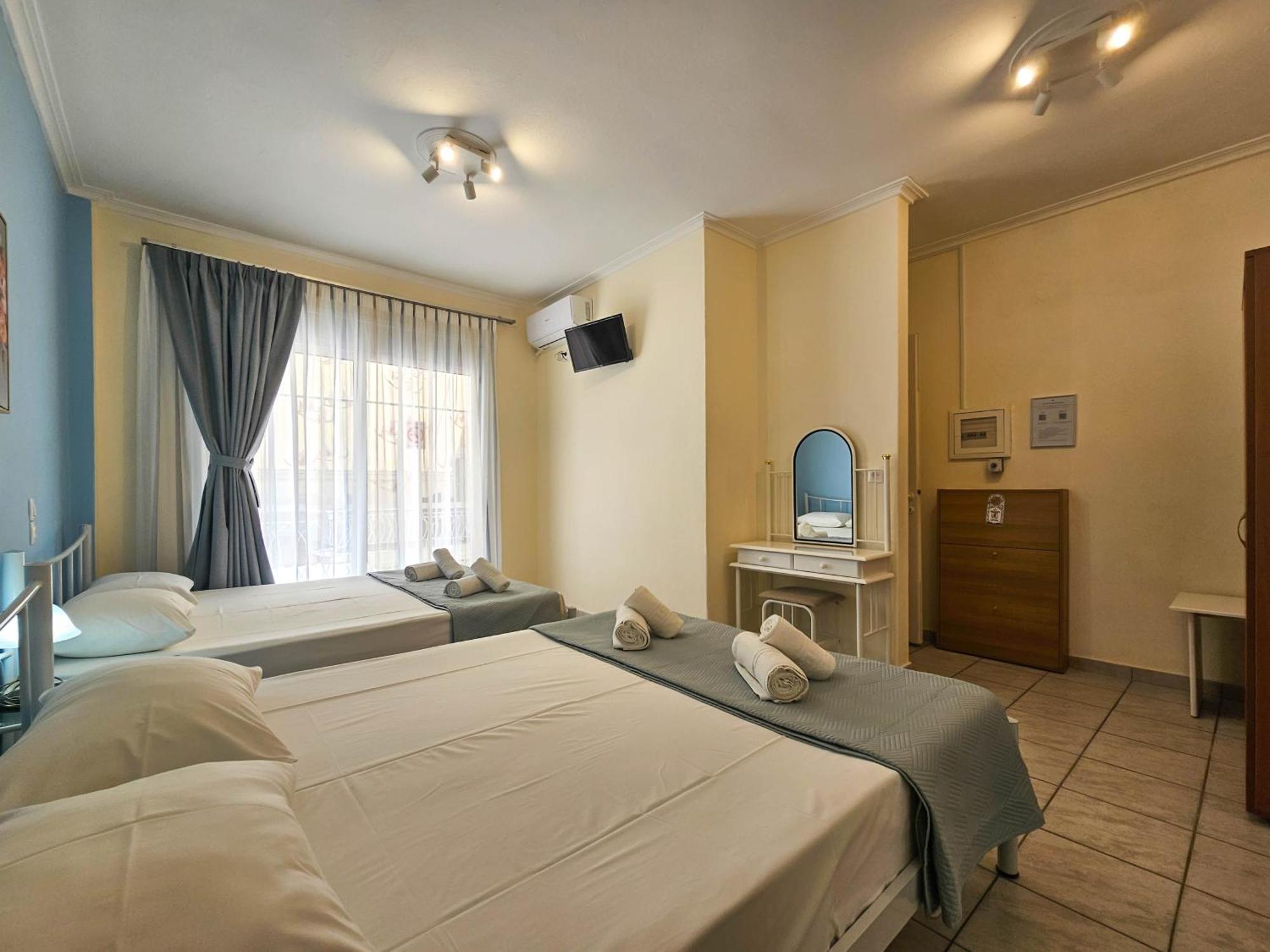 Chariclia Hotel Paralía Dış mekan fotoğraf