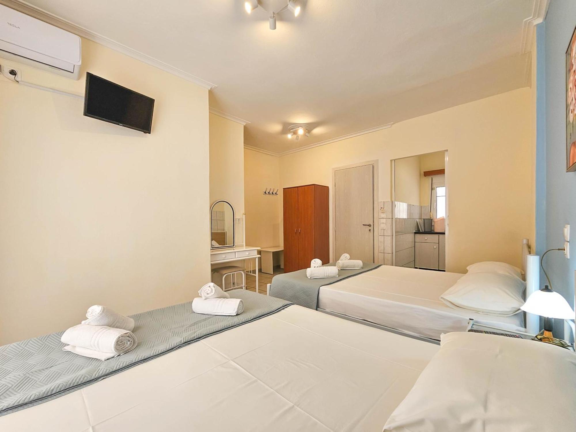 Chariclia Hotel Paralía Dış mekan fotoğraf